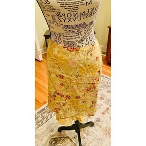 Monroe & Main Floral Linen Skirt